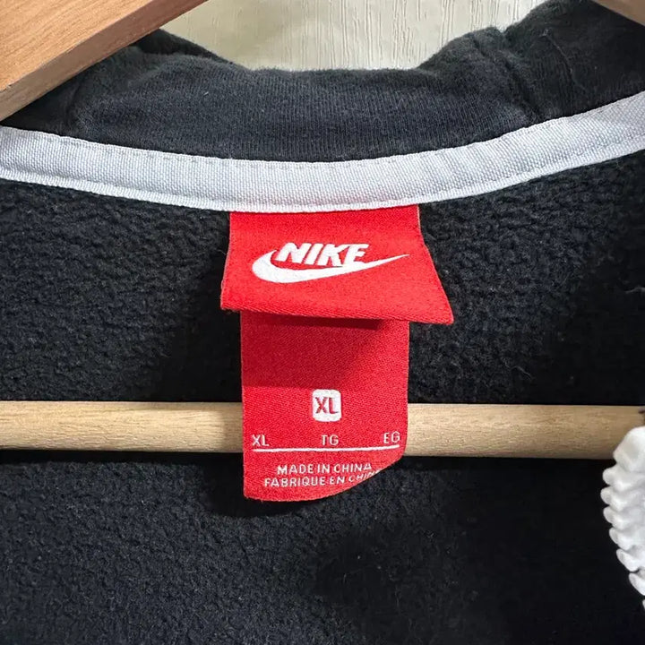 [BUNJANG] Nike Half-Zip Hoodie / 나이키 블랙 하프집업 후드티