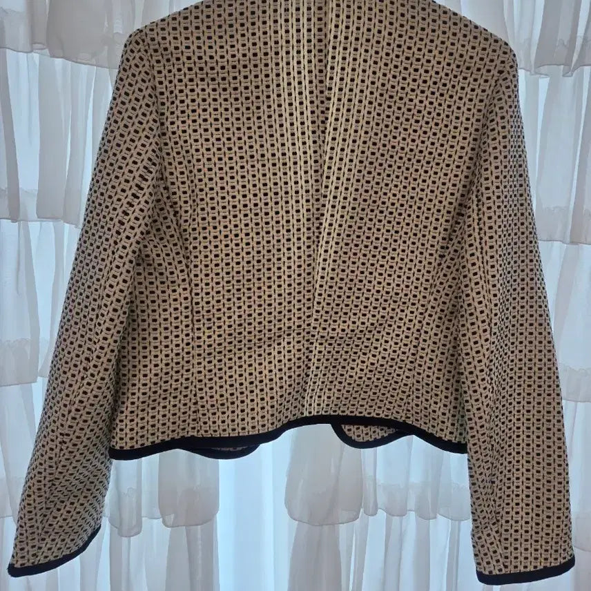[BUNJANG] Max Mara Patterned Crop Jacket / 막스마라 패턴 크롭 자켓 블랙 배색