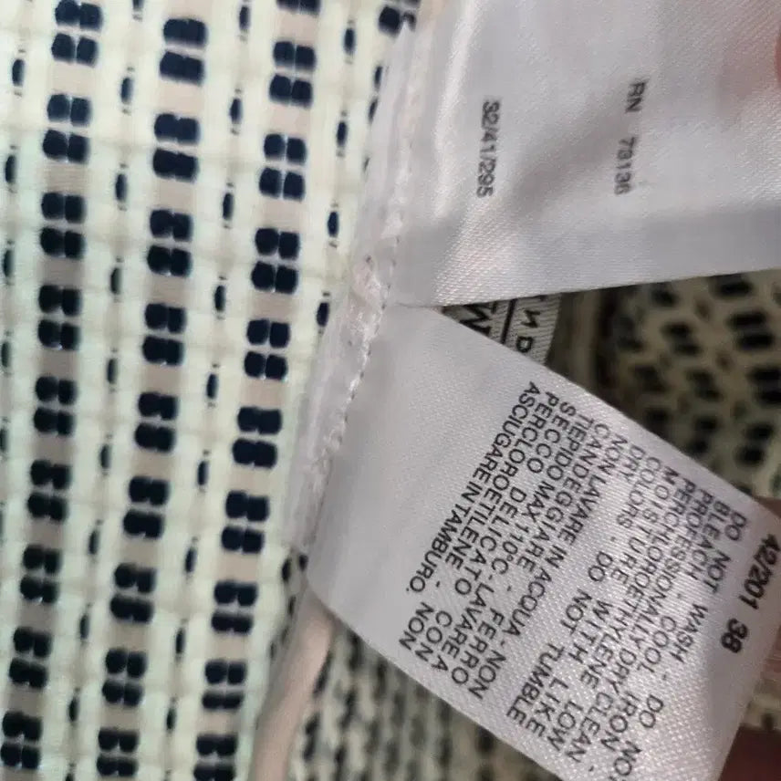 [BUNJANG] Max Mara Patterned Crop Jacket / 막스마라 패턴 크롭 자켓 블랙 배색