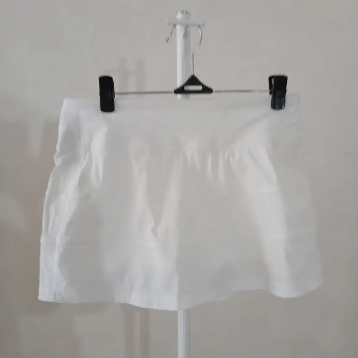 [SOLD OUT] 룰루레몬 치마 바지 4사이즈