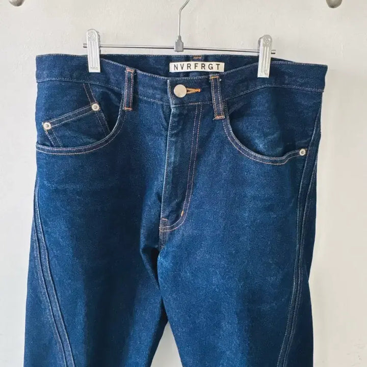 [BUNJANG] NVRFRGT Curved Denim Pants / NVRFRGT 네버포겟 커브드 데님팬츠