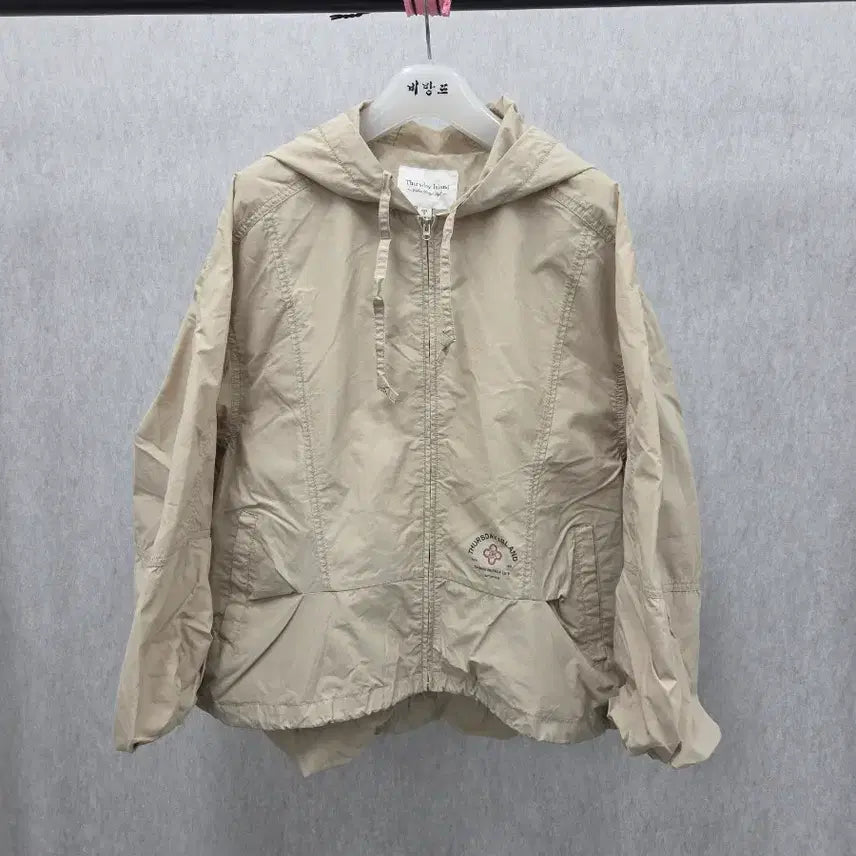 [SOLD OUT] 여성 S 써스데이아일랜드 후드 바람막이