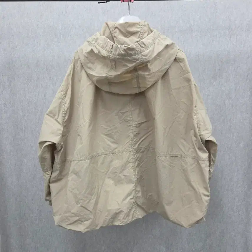 [SOLD OUT] 여성 S 써스데이아일랜드 후드 바람막이