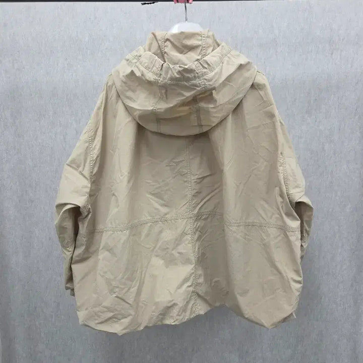 [SOLD OUT] 여성 S 써스데이아일랜드 후드 바람막이