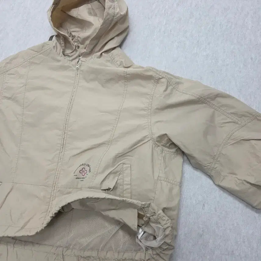 [SOLD OUT] 여성 S 써스데이아일랜드 후드 바람막이