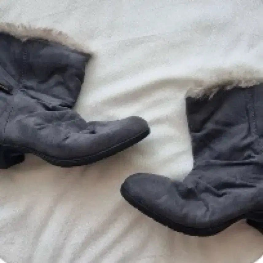 [BUNJANG] Hagumi Gray Vintage Boots / 빈티지 모리걸 하구미 그레이 부츠
