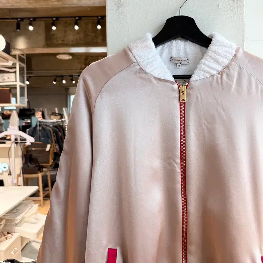 [SOLD OUT] 나타샤 진코 핑크 아세테이트 자켓