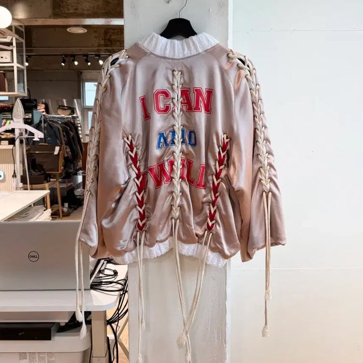 [SOLD OUT] 나타샤 진코 핑크 아세테이트 자켓