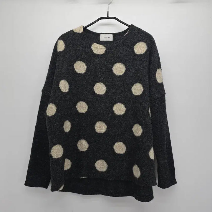[SOLD OUT] 일본 빈티지 도트 니트 / 루즈핏 니트 A30029