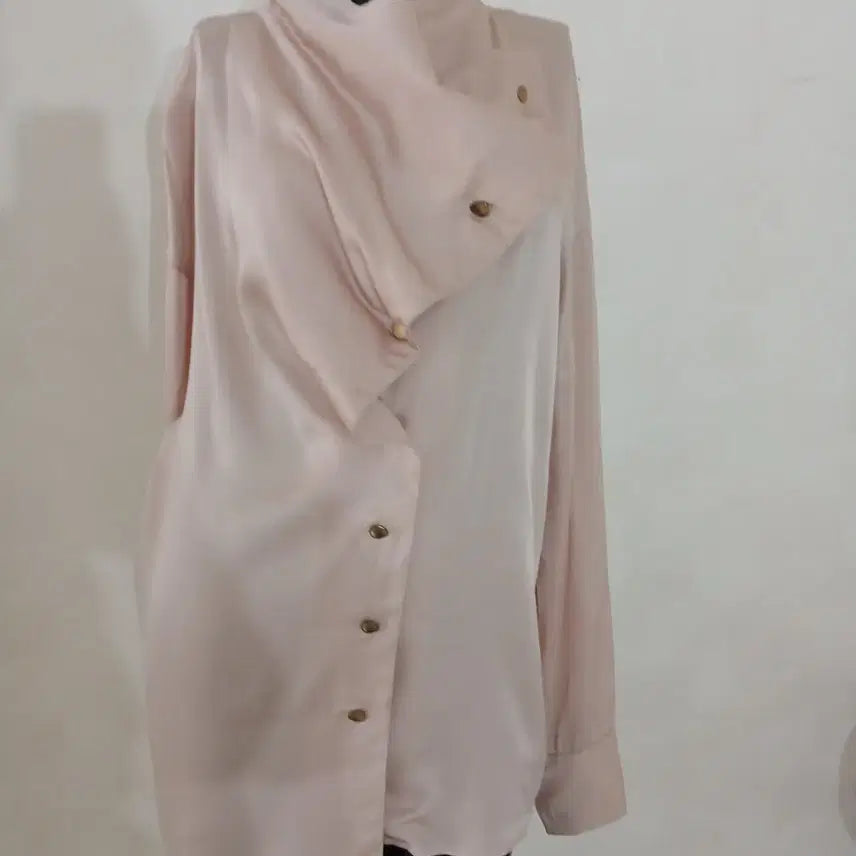 [SOLD OUT] 메종마레 언발 블라우스 Free