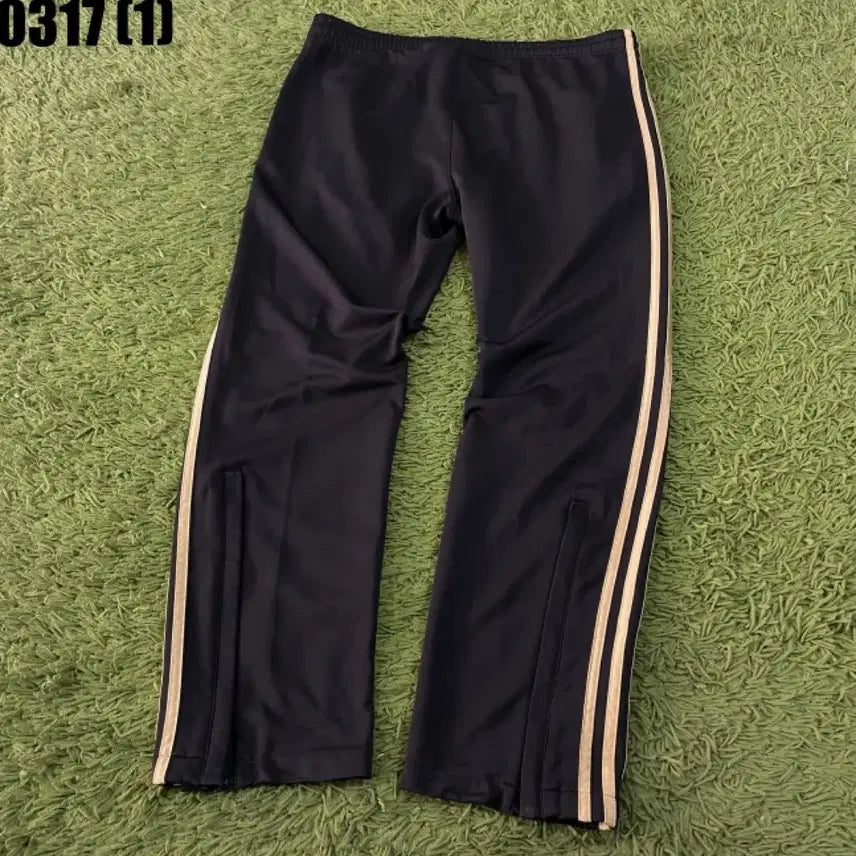 [SOLD OUT] 아디다스 삼선 트레이닝 바지 블랙 M
