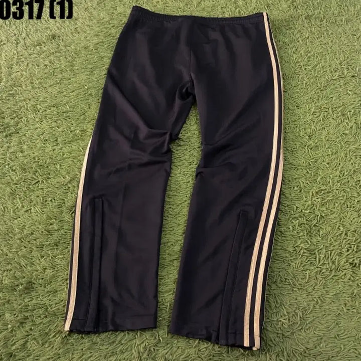 [SOLD OUT] 아디다스 삼선 트레이닝 바지 블랙 M