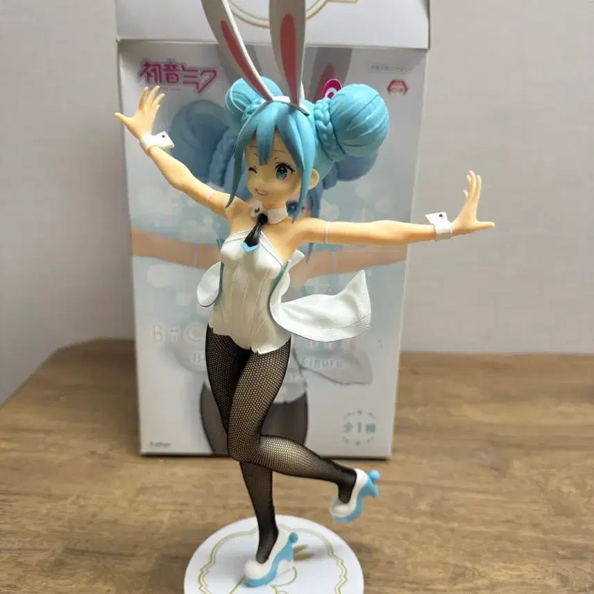 [SOLD OUT] 하츠네 미쿠 BiCute Bunnies 화이트ver. 피규어 개봉품