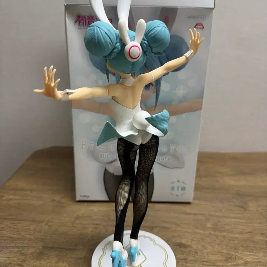[SOLD OUT] 하츠네 미쿠 BiCute Bunnies 화이트ver. 피규어 개봉품