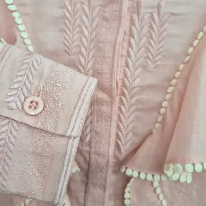 [BUNJANG] Lilly Brown Frill Embroidered Blouse / 릴리브라운 프릴자수 블라우스