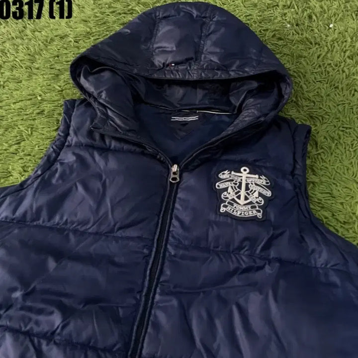 [SOLD OUT] 타미힐피거 패딩조끼 176