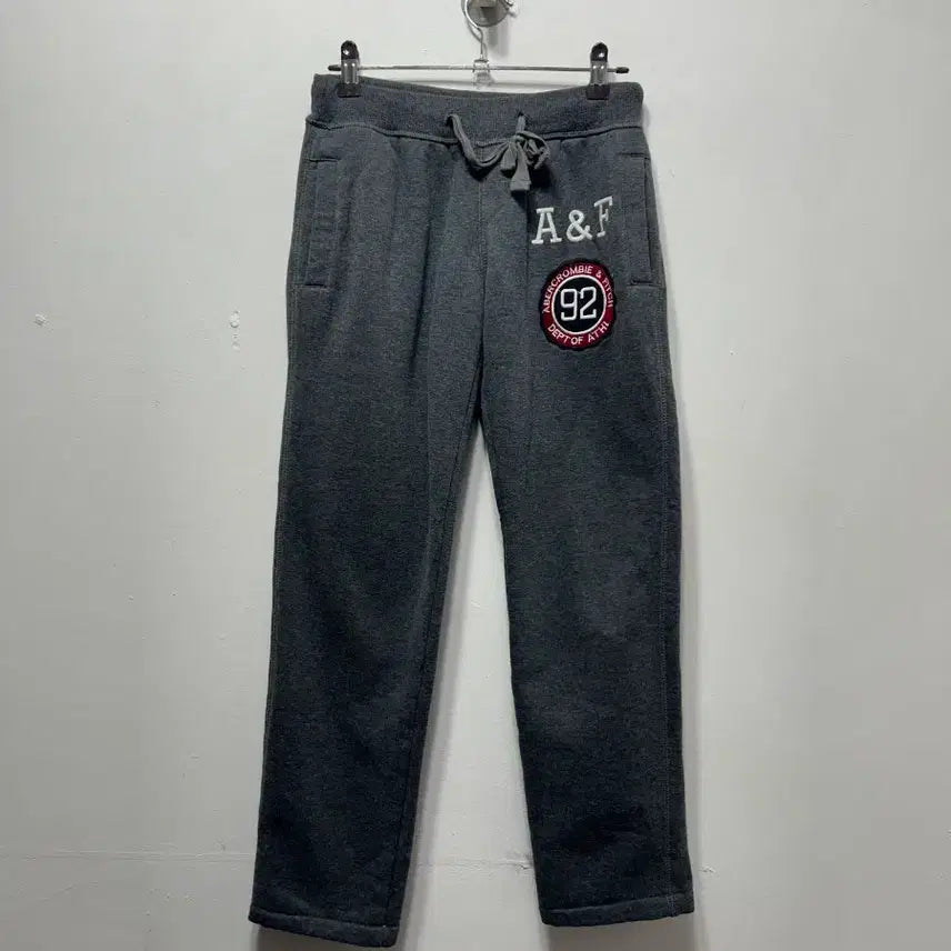 [BUNJANG] Abercrombie &amp; Fitch Gray Training Pants S / 아베크롬비 A&amp;F 그레이 트레이닝 바지 S