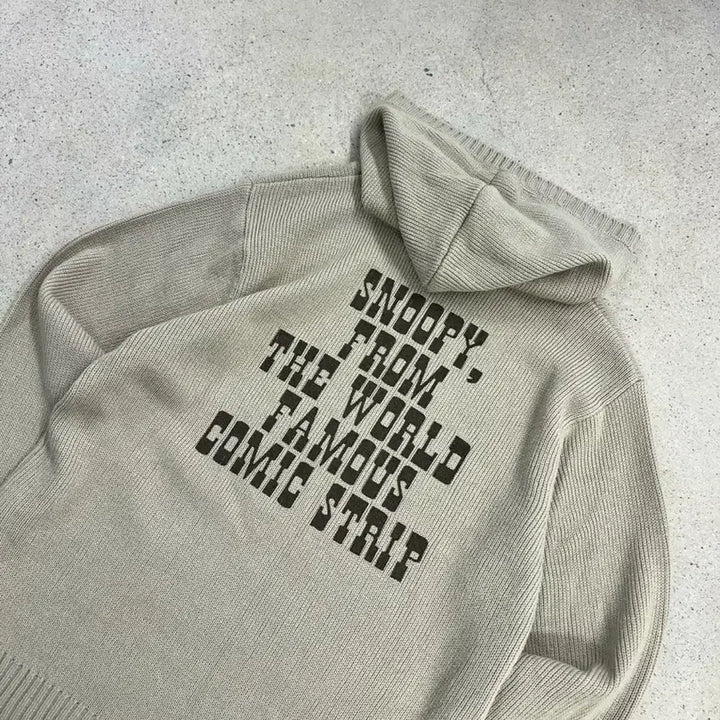 [BUNJANG] Peanuts Snoopy Big Logo Hood Knit / 피너츠 스누피 빅로고 후드 니트