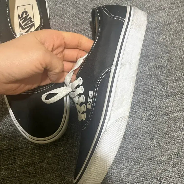 [SOLD OUT] 반스 헬스화 어센틱 245