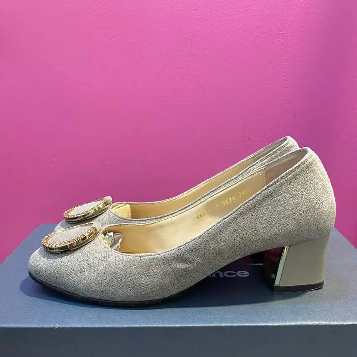 [BUNJANG] Kumkang Renoir Cubic Pumps 245mm / 금강Renoir 큐빅 펌프스 245mm