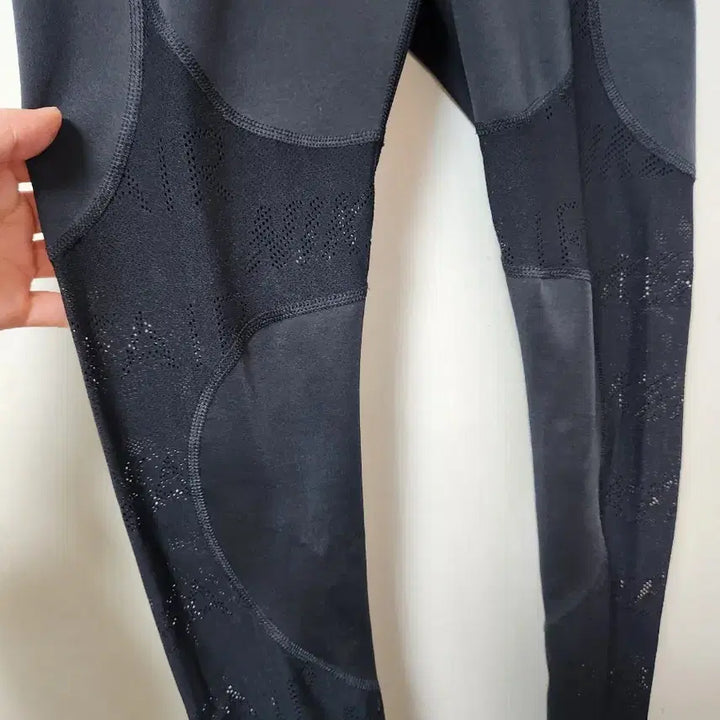 [SOLD OUT] 나이키 에어 레깅스 블랙 메쉬 L