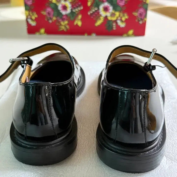 [BUNJANG] KENZO Mary Jane Smile Flat Shoes / KENZO 겐조 메리제인 스마일 플랫슈즈 37