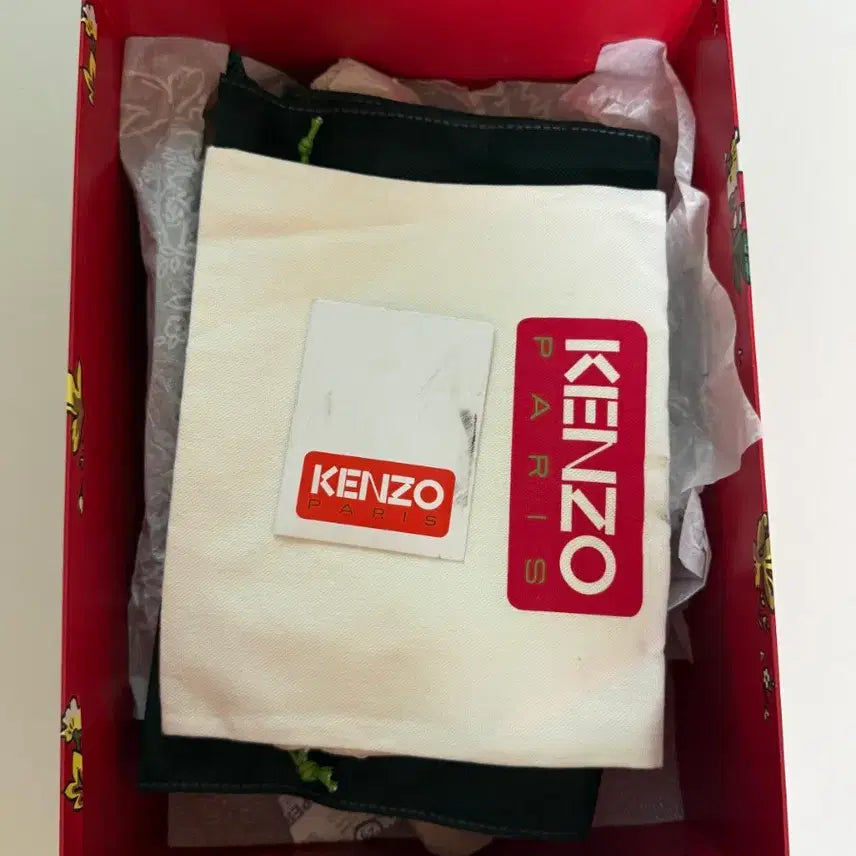[BUNJANG] KENZO Mary Jane Smile Flat Shoes / KENZO 겐조 메리제인 스마일 플랫슈즈 37