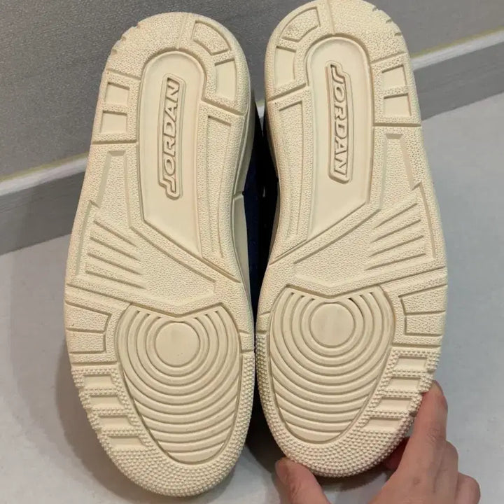 [BUNJANG] Jordan 3 Sneakers / (새상품) 조던3 운동화 팝니다