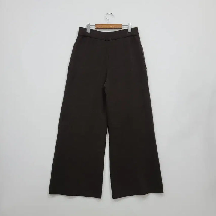 [BUNJANG] Soul Brown Raccoon Wool Wide Knit Pants / 쏘울 브라운 라쿤 울 와이드 니트팬츠/2025ss/88/앨리스/659