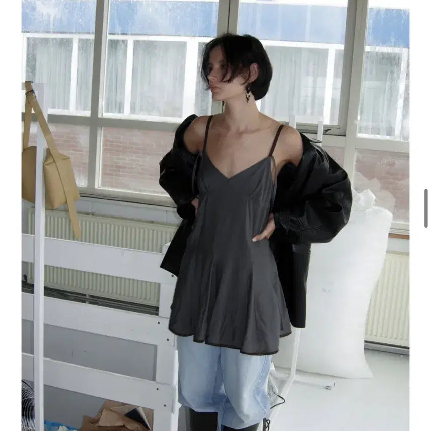 [BUNJANG] Poeto Soft Ending Dress Charcoal Mini Dress / 포에토 소프트 엔딩 드레스 차콜