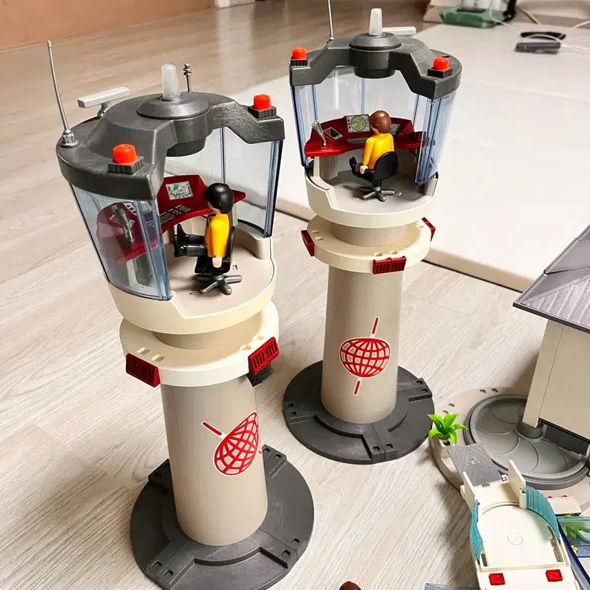 [BUNJANG] Playmobil Airport Series Airplane and Control Tower Playset / 플레이모빌 공항 시리즈 비행기 관제탑 공항