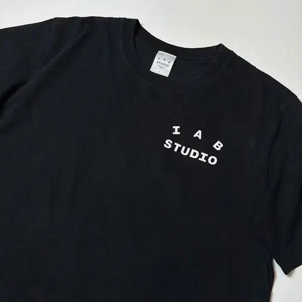 [BUNJANG] IAB Studio Big Logo Oversized T-shirt / 아이앱스튜디오 빅로고 오버핏 반팔 티셔츠 PN8587