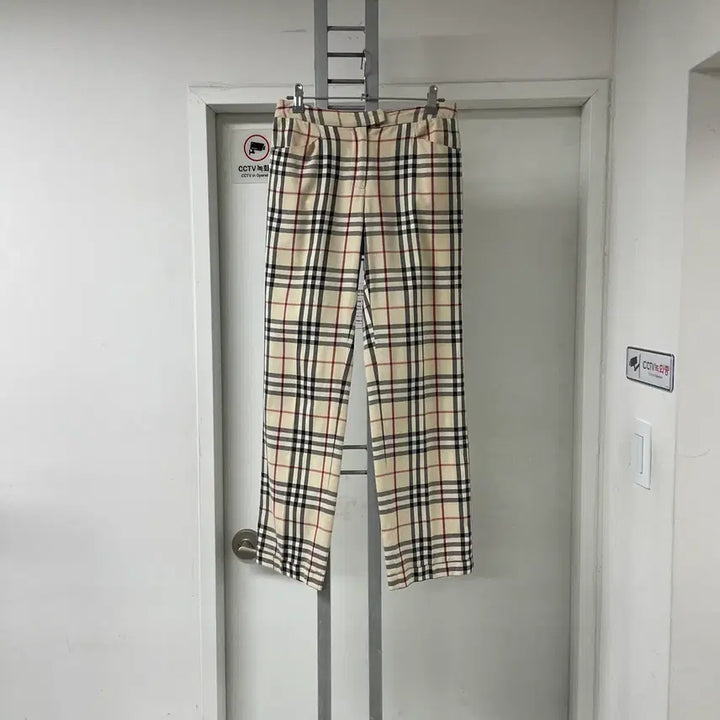 [BUNJANG] Burberry Nova Beige Pants M / 버버리 노바 베이지 팬츠 M(W)