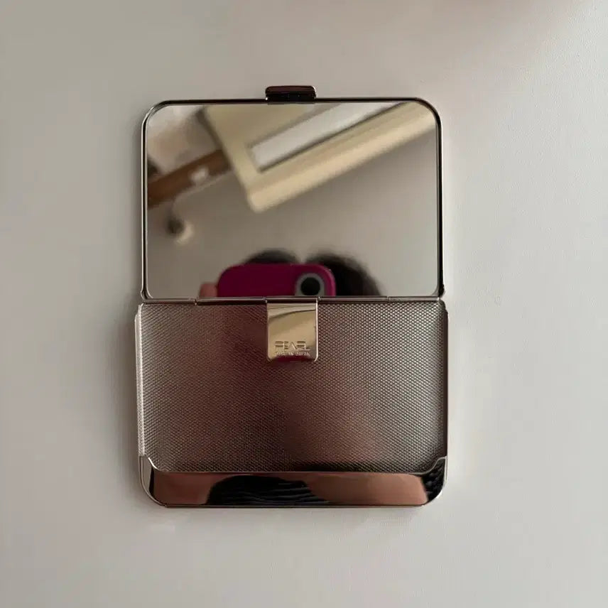 [SOLD OUT] 츠보타 펄 mirror card holder 카드 지갑