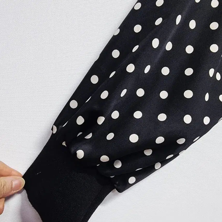[BUNJANG] Rookie Bird Black Dot Long Dress / 루키버드 블랙 도트 롱 원피스 프리