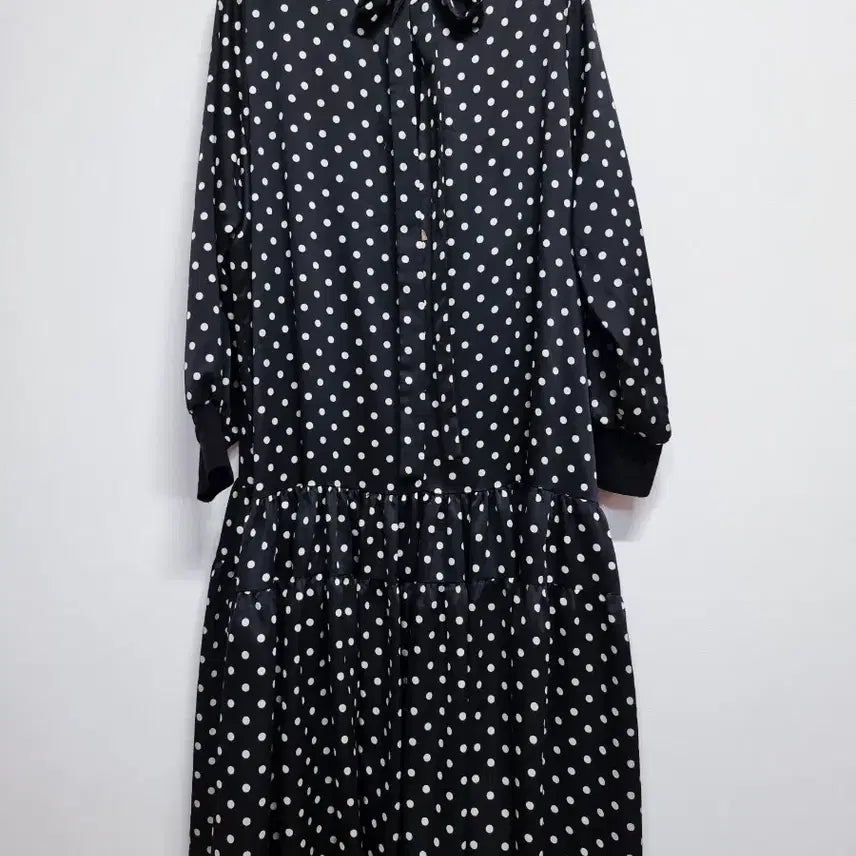 [BUNJANG] Rookie Bird Black Dot Long Dress / 루키버드 블랙 도트 롱 원피스 프리