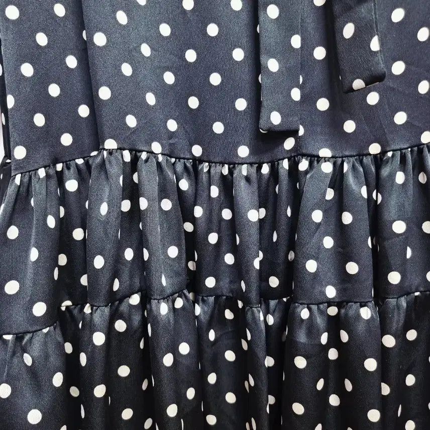 [BUNJANG] Rookie Bird Black Dot Long Dress / 루키버드 블랙 도트 롱 원피스 프리