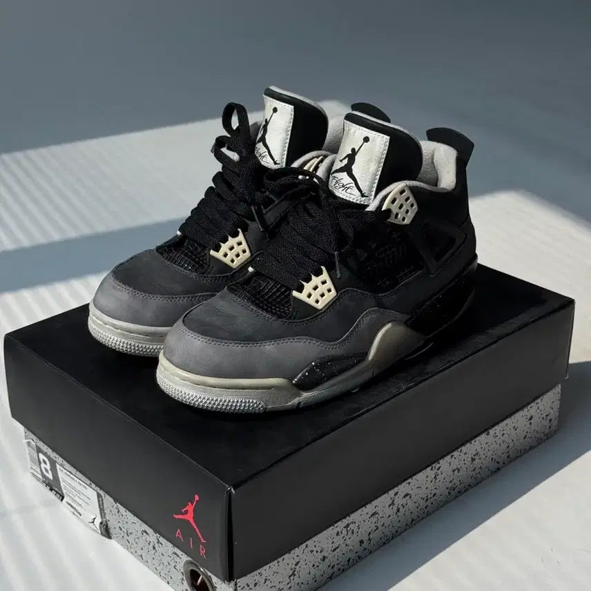[BUNJANG] Nike Air Jordan 4 Retro Fear Pack Sneakers / 나이키 에어 조던4 레트로 피어팩 + 박스