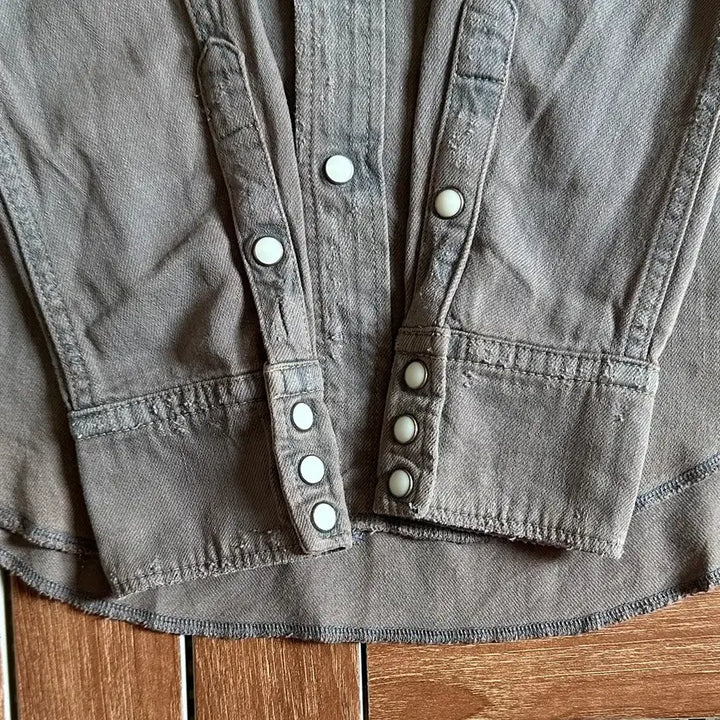 [BUNJANG] Attachment Distressed Western Shirt / 어태치먼트 디스트레스드 웨스턴 셔츠 1