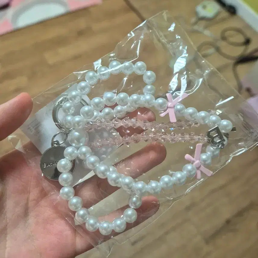 [BUNJANG] Banila Co. Balletcore Ribbon Keyring / 바닐라코 발레코어 리본 키링 팝니다.