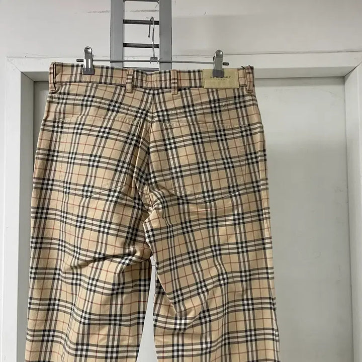 [BUNJANG] Burberry Nova Check Beige Pants 32R / 버버리 노바 베이지 팬츠 32R