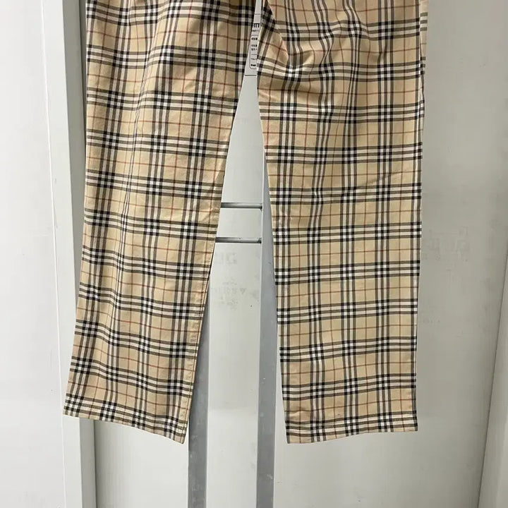 [BUNJANG] Burberry Nova Check Beige Pants 32R / 버버리 노바 베이지 팬츠 32R