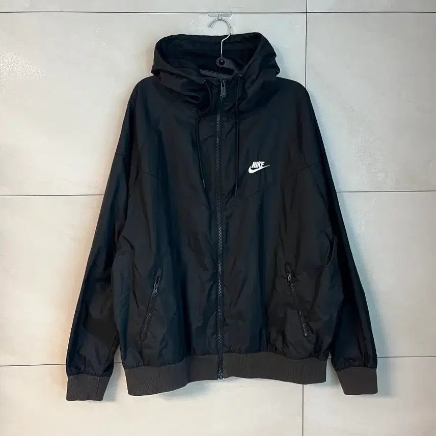 [SOLD OUT] [XL/105] 나이키 윈드러너 후드 바람막이 블랙
