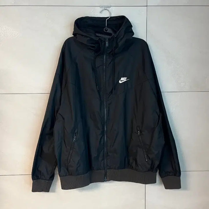 [SOLD OUT] [XL/105] 나이키 윈드러너 후드 바람막이 블랙