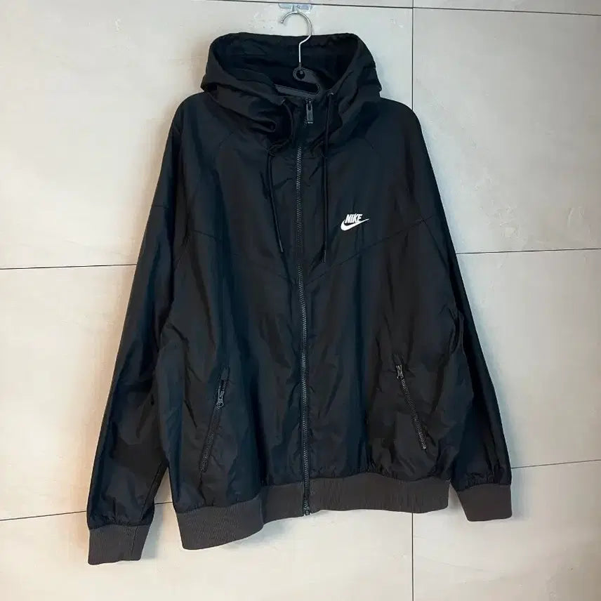 [SOLD OUT] [XL/105] 나이키 윈드러너 후드 바람막이 블랙