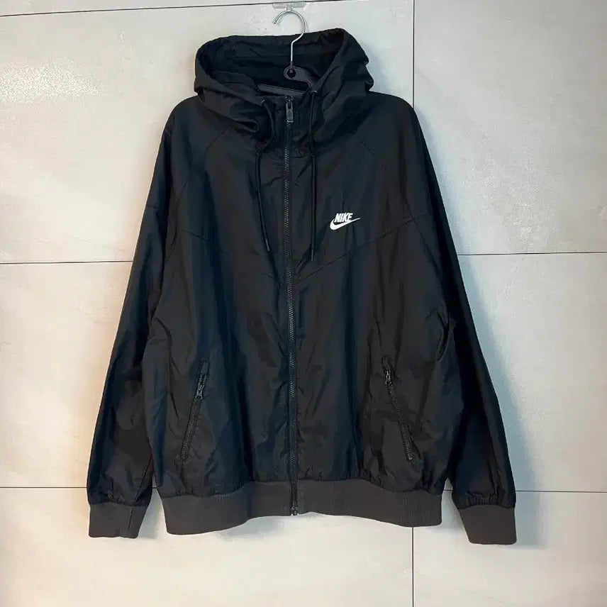 [SOLD OUT] [XL/105] 나이키 윈드러너 후드 바람막이 블랙