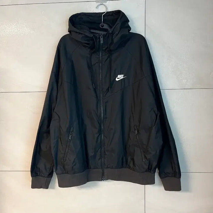 [SOLD OUT] [XL/105] 나이키 윈드러너 후드 바람막이 블랙