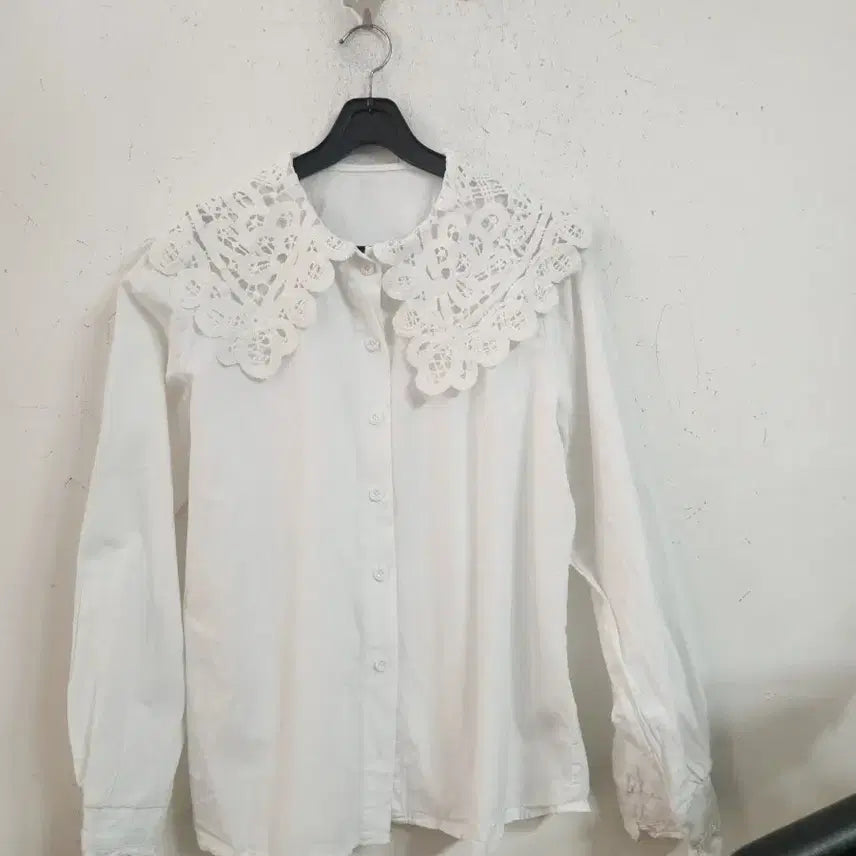 [BUNJANG] White Lace Big Collar Blouse / 레이스 빅칼라 화이트 블라우스66