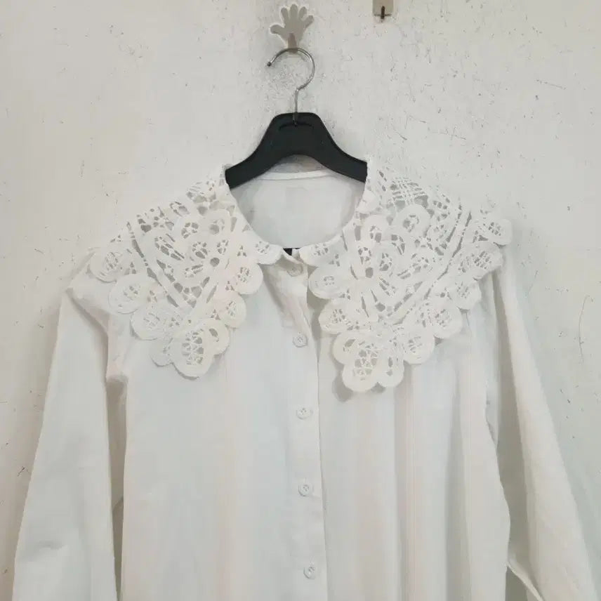 [BUNJANG] White Lace Big Collar Blouse / 레이스 빅칼라 화이트 블라우스66