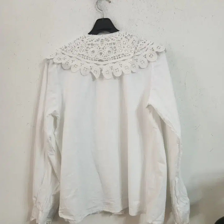 [BUNJANG] White Lace Big Collar Blouse / 레이스 빅칼라 화이트 블라우스66